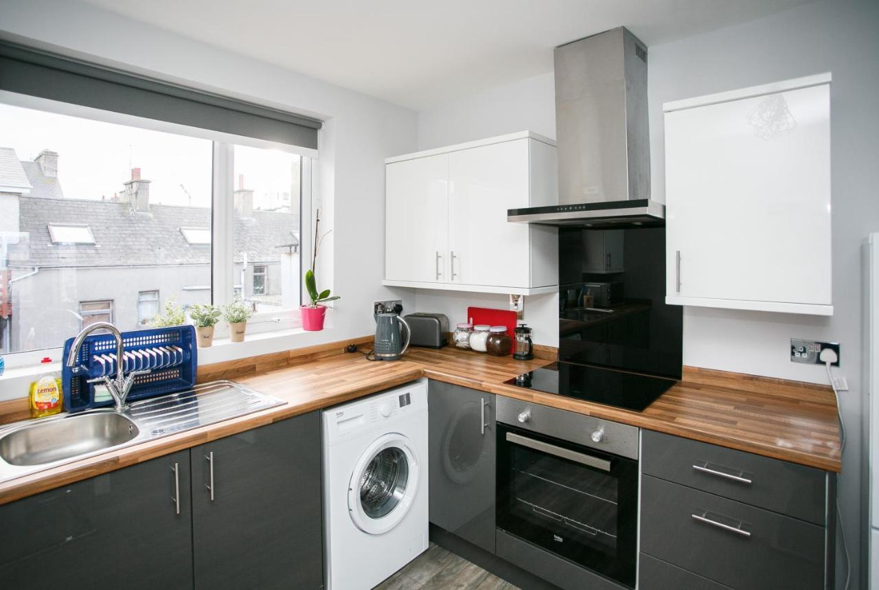 Apt3, No 2 Antrim Gardens, Portrush With Seaview Exterior photo