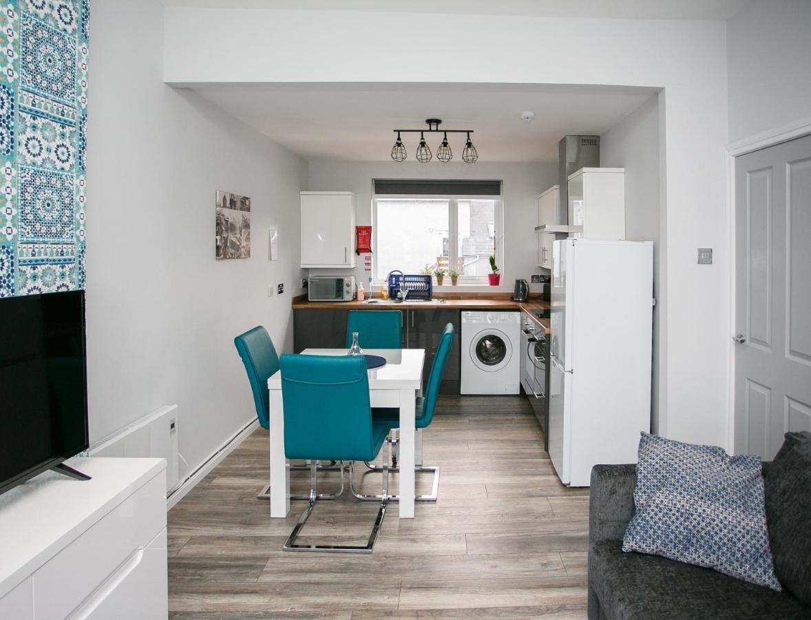 Apt3, No 2 Antrim Gardens, Portrush With Seaview Exterior photo